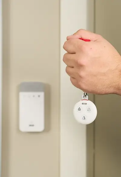 Berøringsfri innpassering med fjernkontroll Berøringsfri innpassering med fjernkontroll